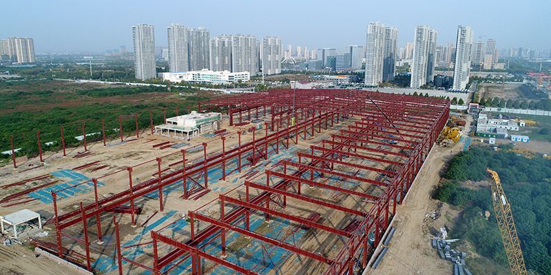 鄭鍋產業園鋼結構廠房屋面檁條安裝